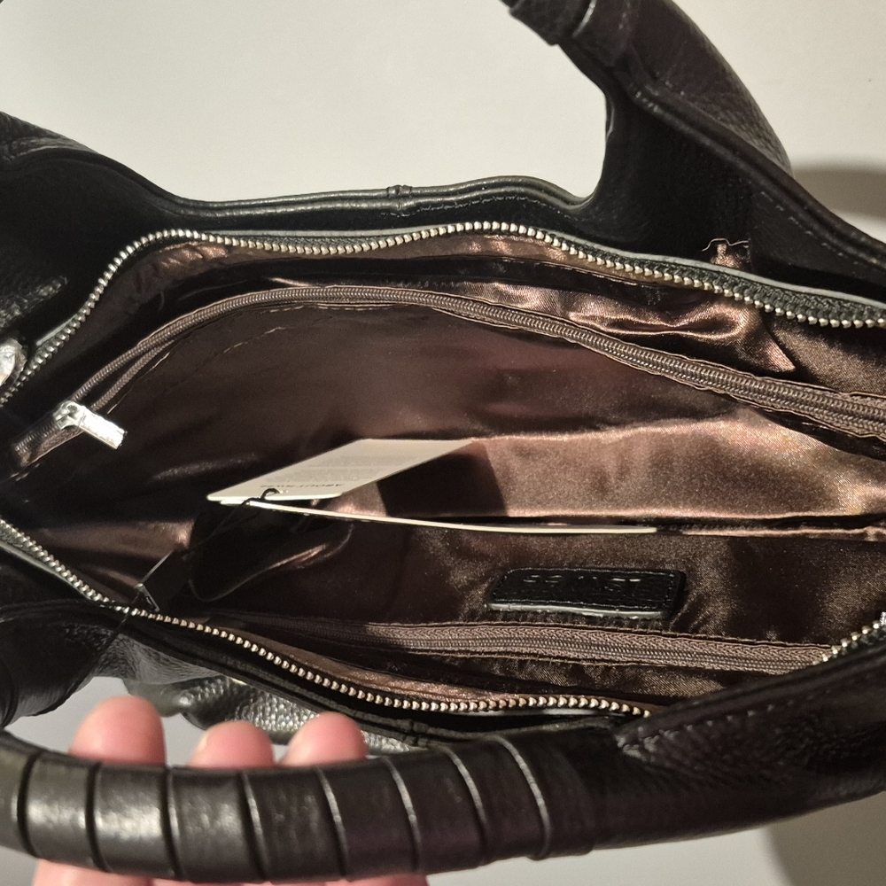 Iswee Leather handbag crossbody - Picture 9 of 10
